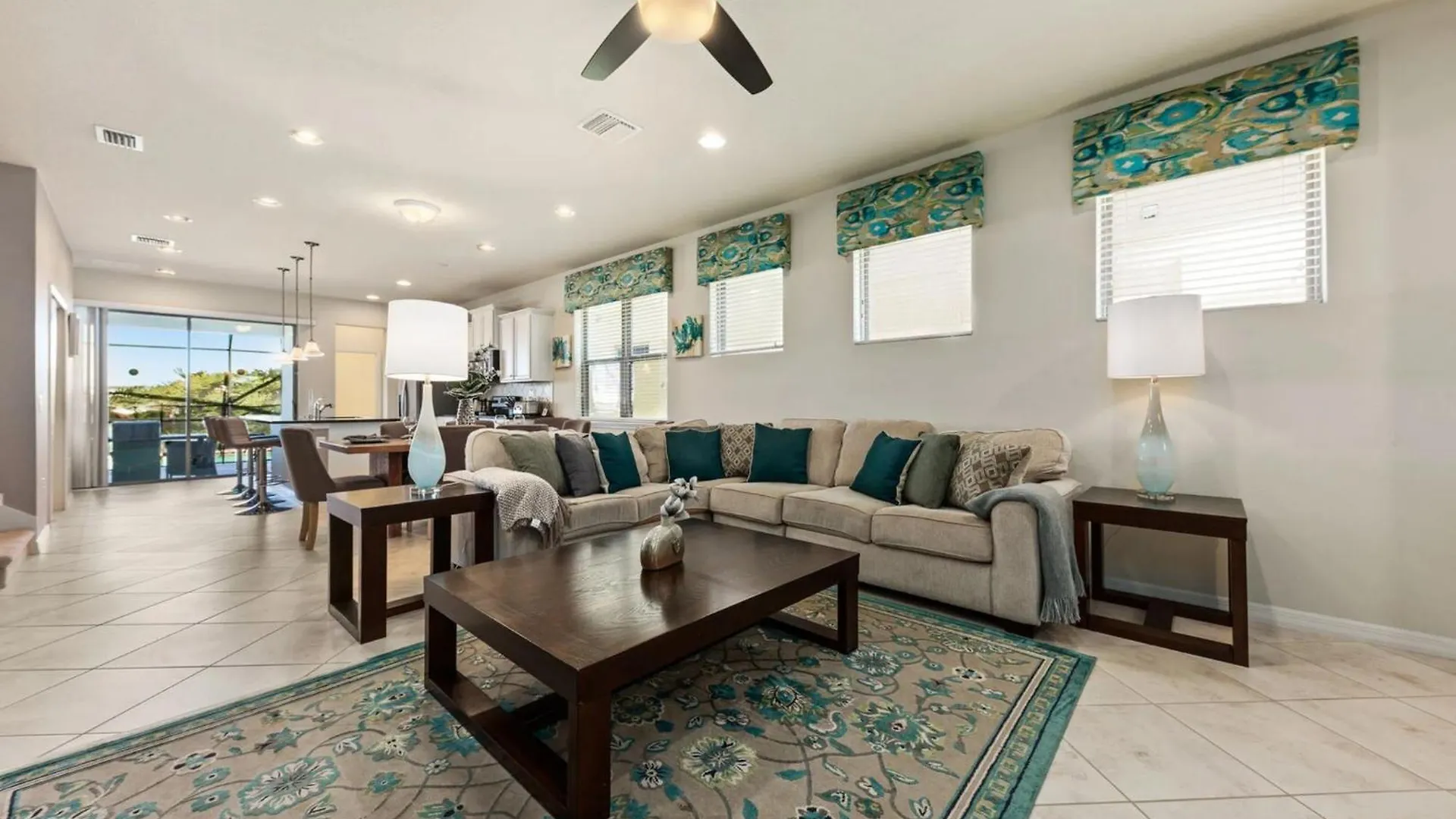 Elegant 5 Bedroom Pool キシミー