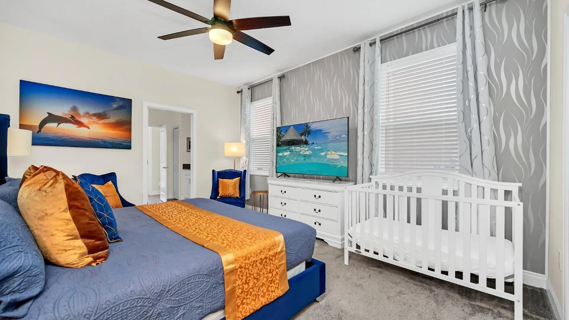 Waterfront 8br5ba Game Room/pool/spa/office Space * Kissimmee