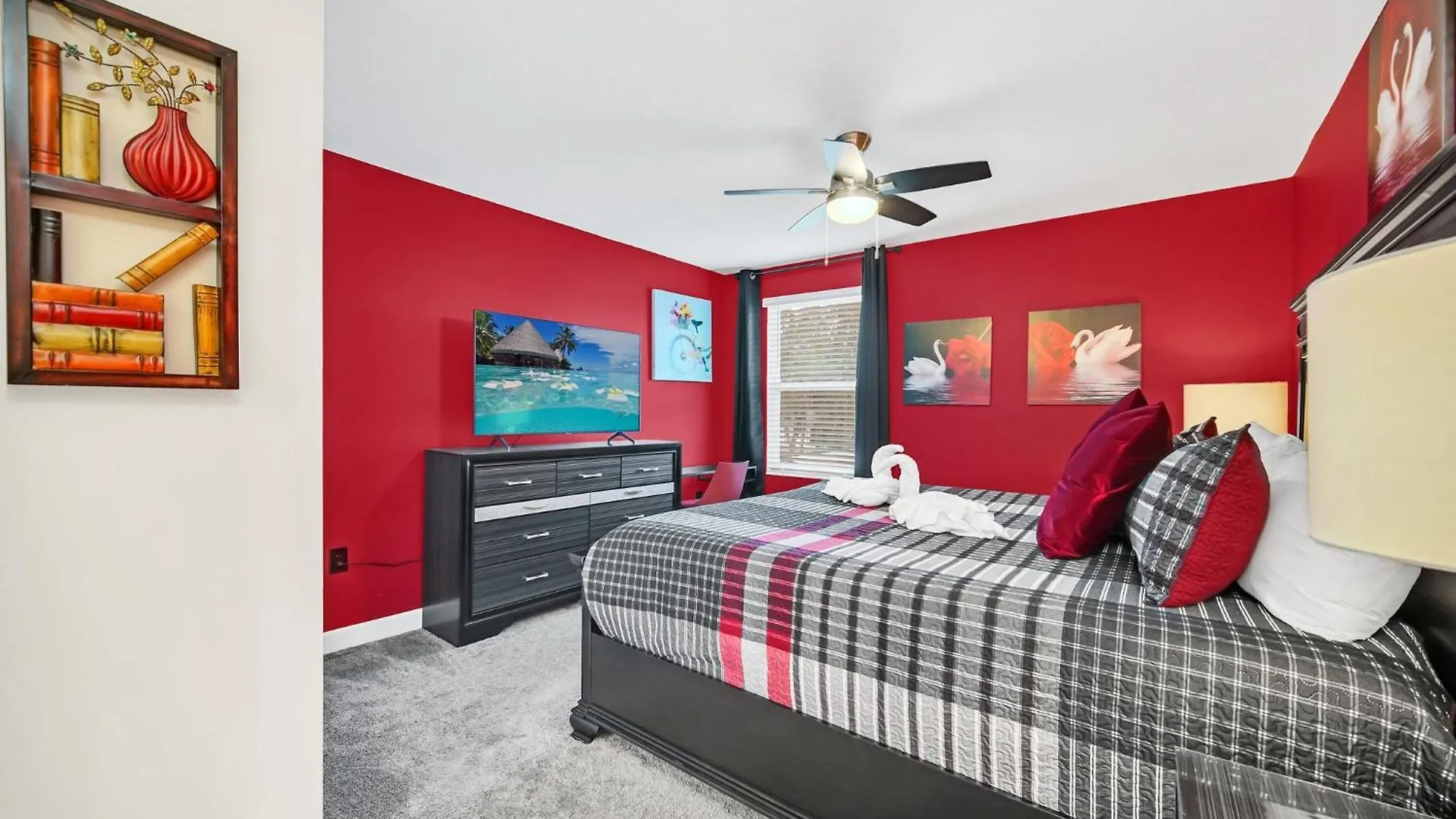 Villa Waterfront 8br5ba Game Room/pool/spa/office Space