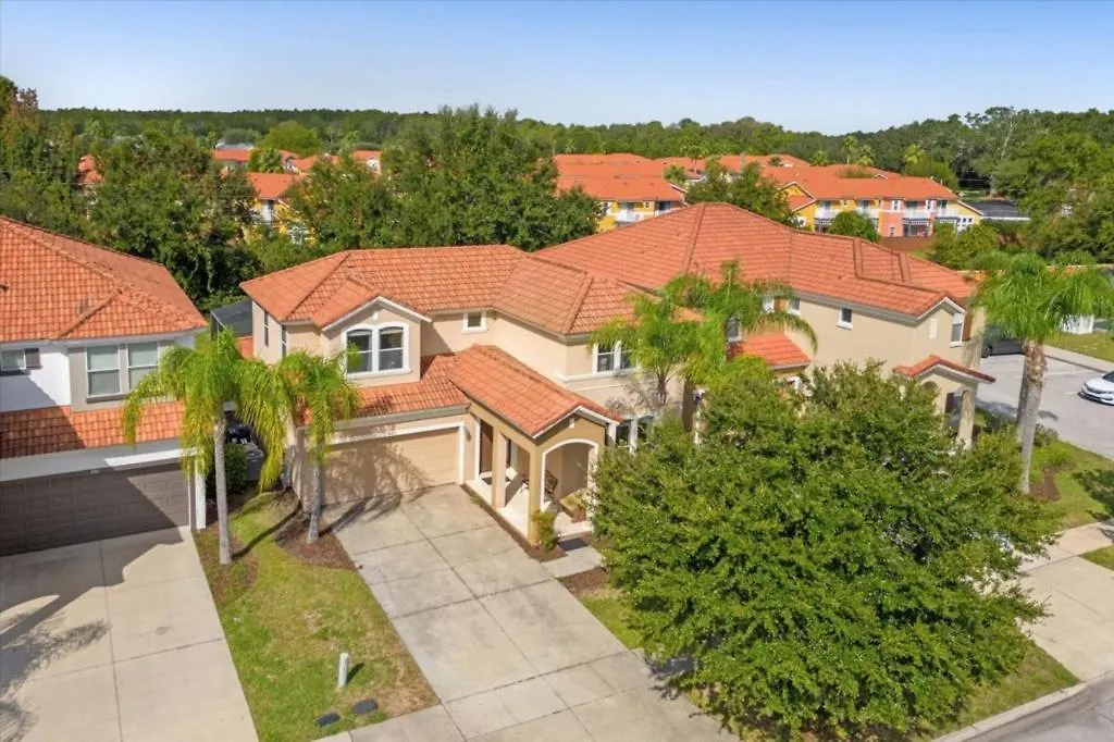 4 Bedrooms - 4 Bathrooms - Bella Vida 440 Lf *