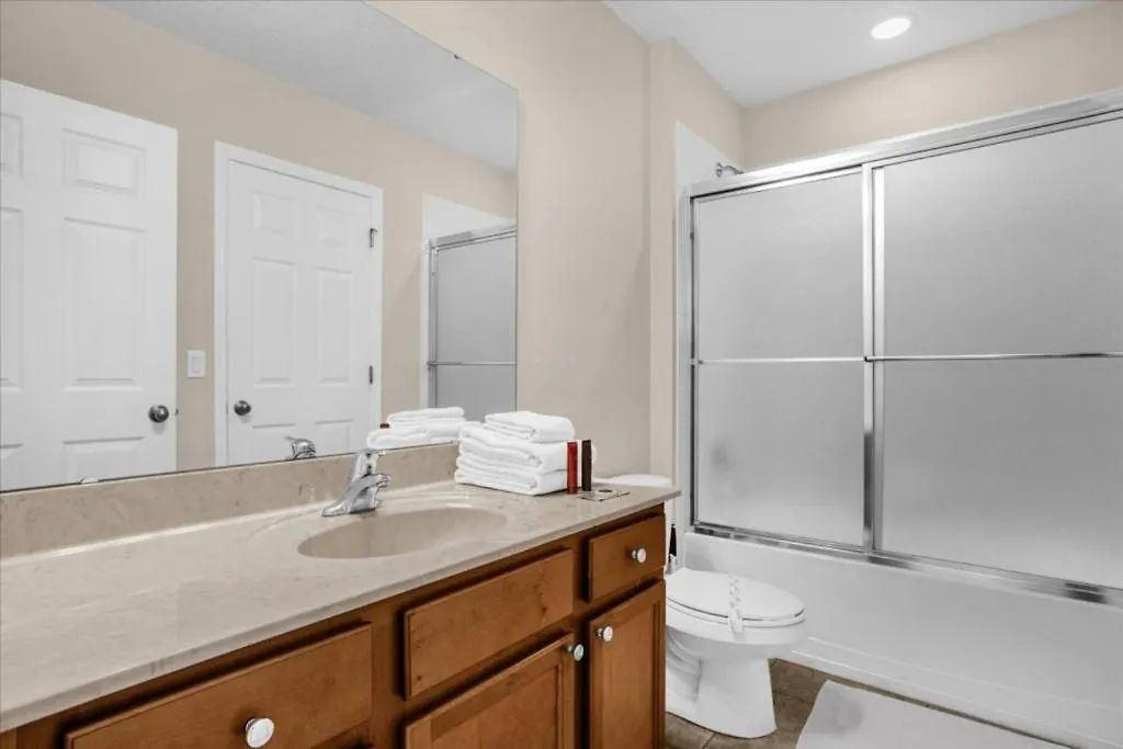 4 Bedrooms - 4 Bathrooms - Bella Vida 440 Lf