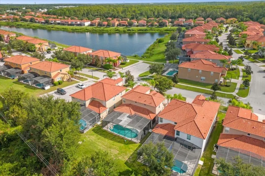 4 Bedrooms - 4 Bathrooms - Bella Vida 440 Lf Holiday home
