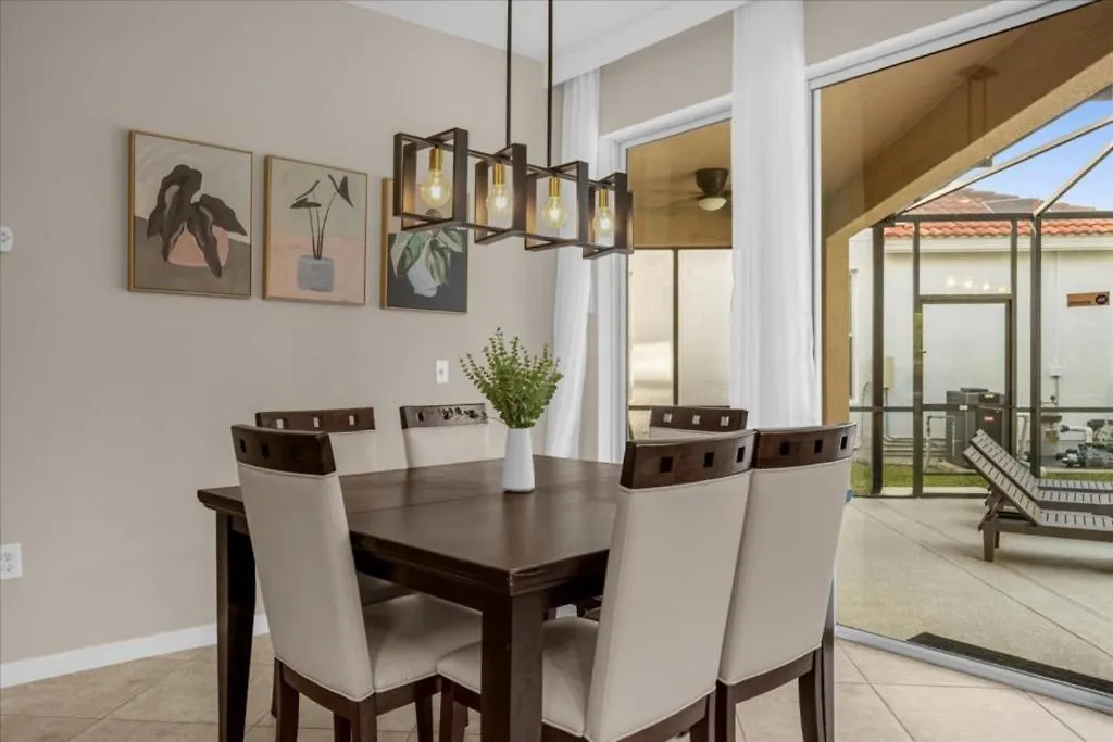 4 Bedrooms - 4 Bathrooms - Bella Vida 440 Lf *