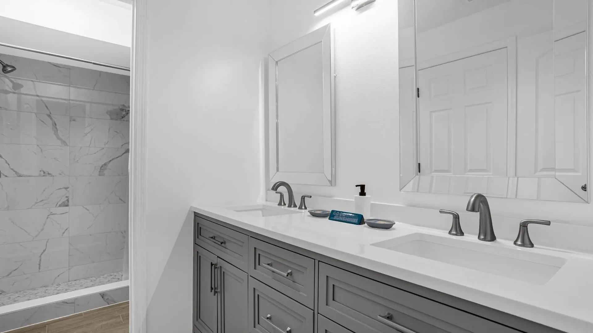 בית נופש Amazing Blue Private Pool 4br House Near *