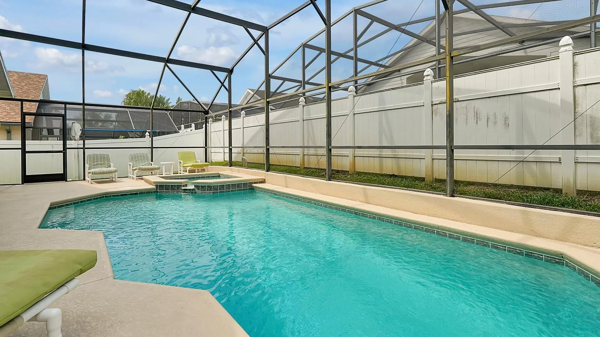 Neptunes Retreat - 4 Bed Close To Holiday home Kissimmee