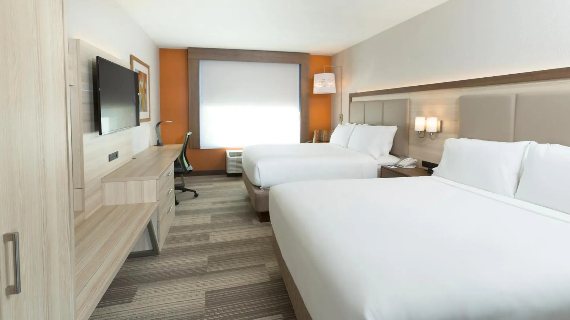 Express & S Buena Vista By Ihg Hotel 3*