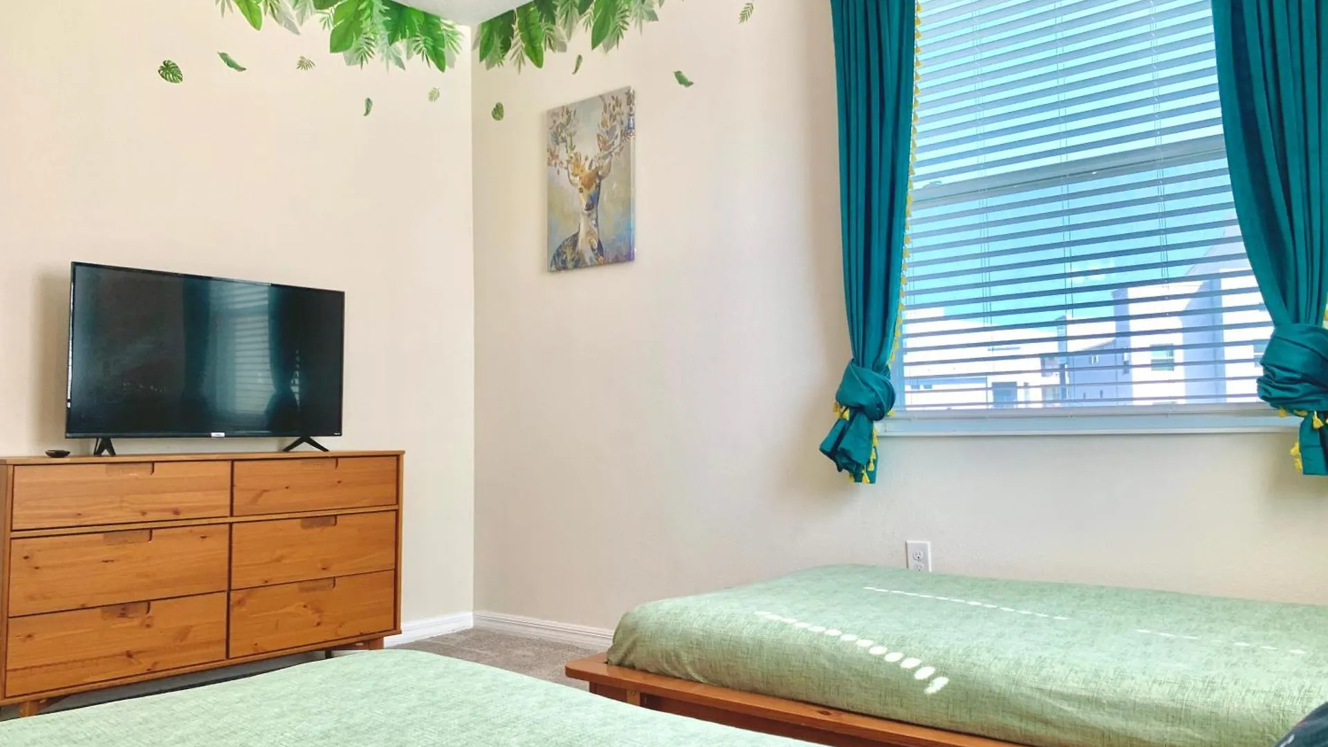 Lakeside Haven At Storey Lake: Disney-adjacent Family Retreat *