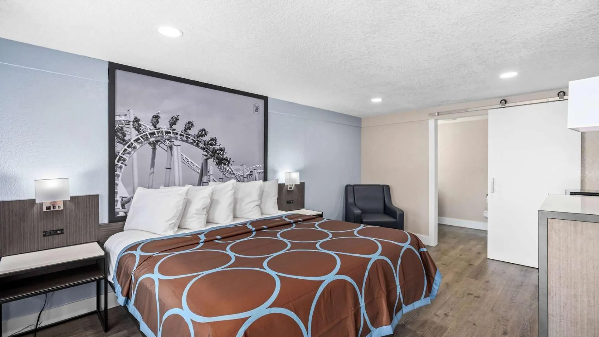 Super 8 By Wyndham Kissimmee-orlando 2*