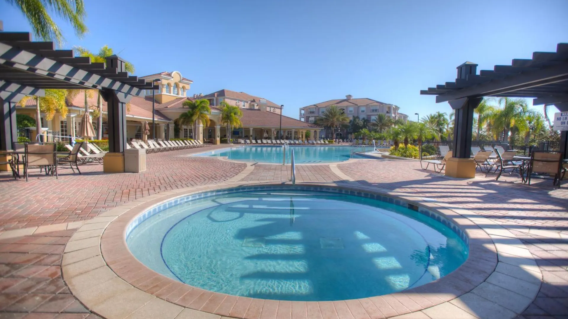 Spacious Townhome Wpatio Garage Sleeps10 * Orlando