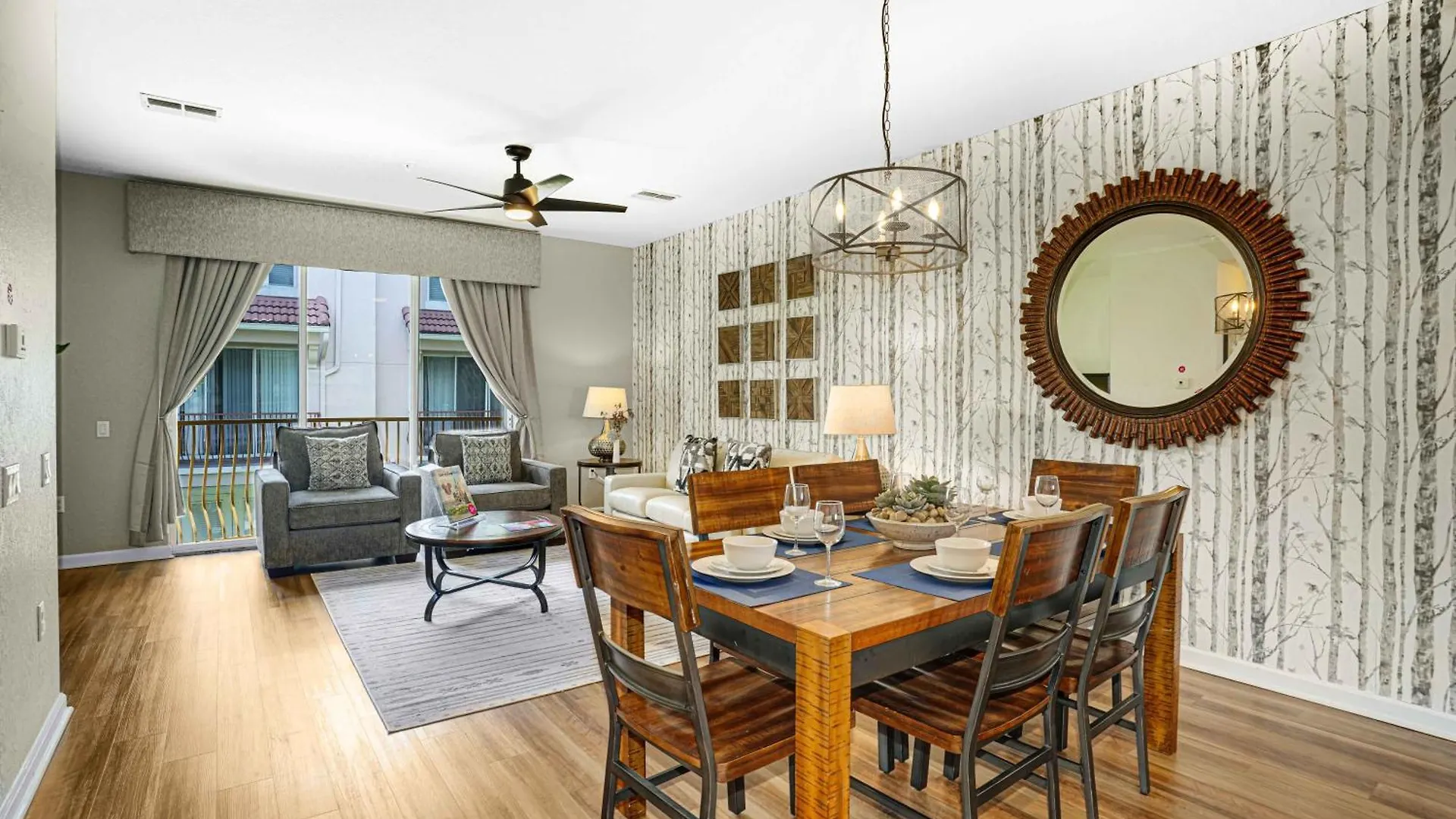 Spacious Townhome Wpatio Garage Sleeps10