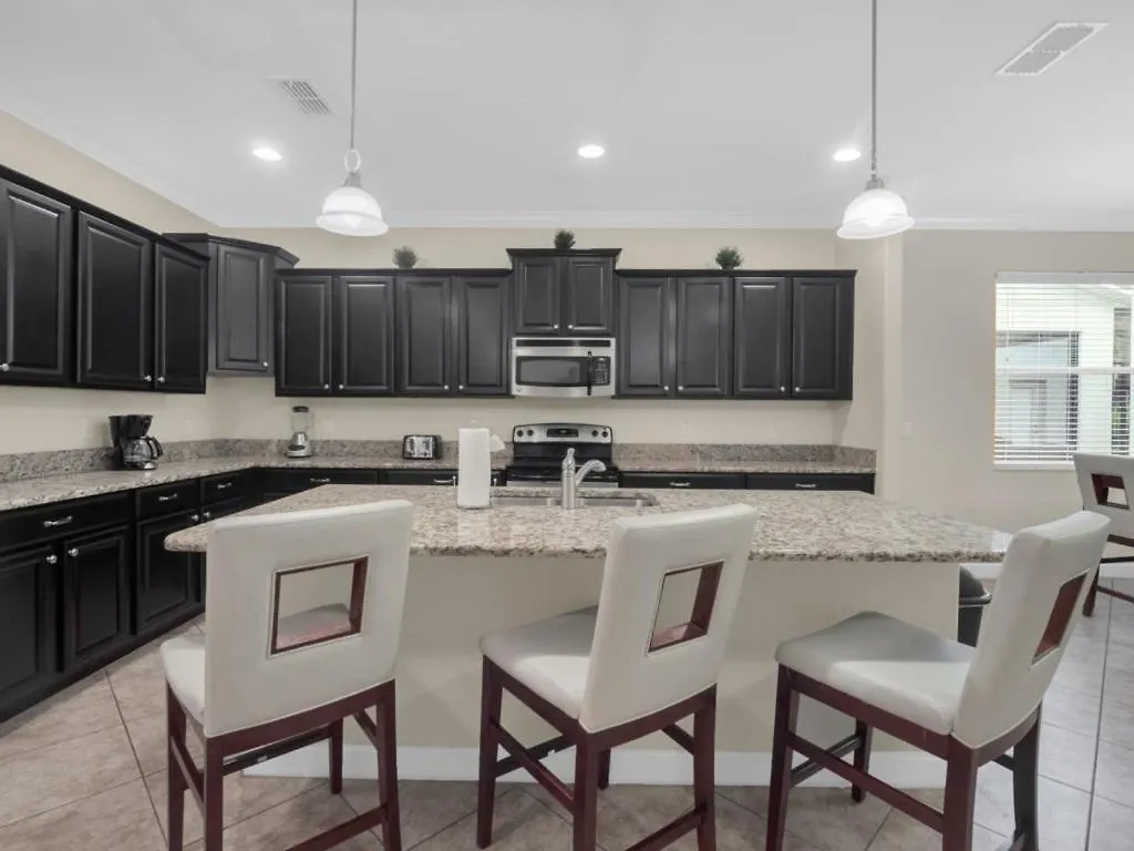 6 Bedrooms - 5 Bathrooms - Paradise Palms 8937 Cp * Kissimmee