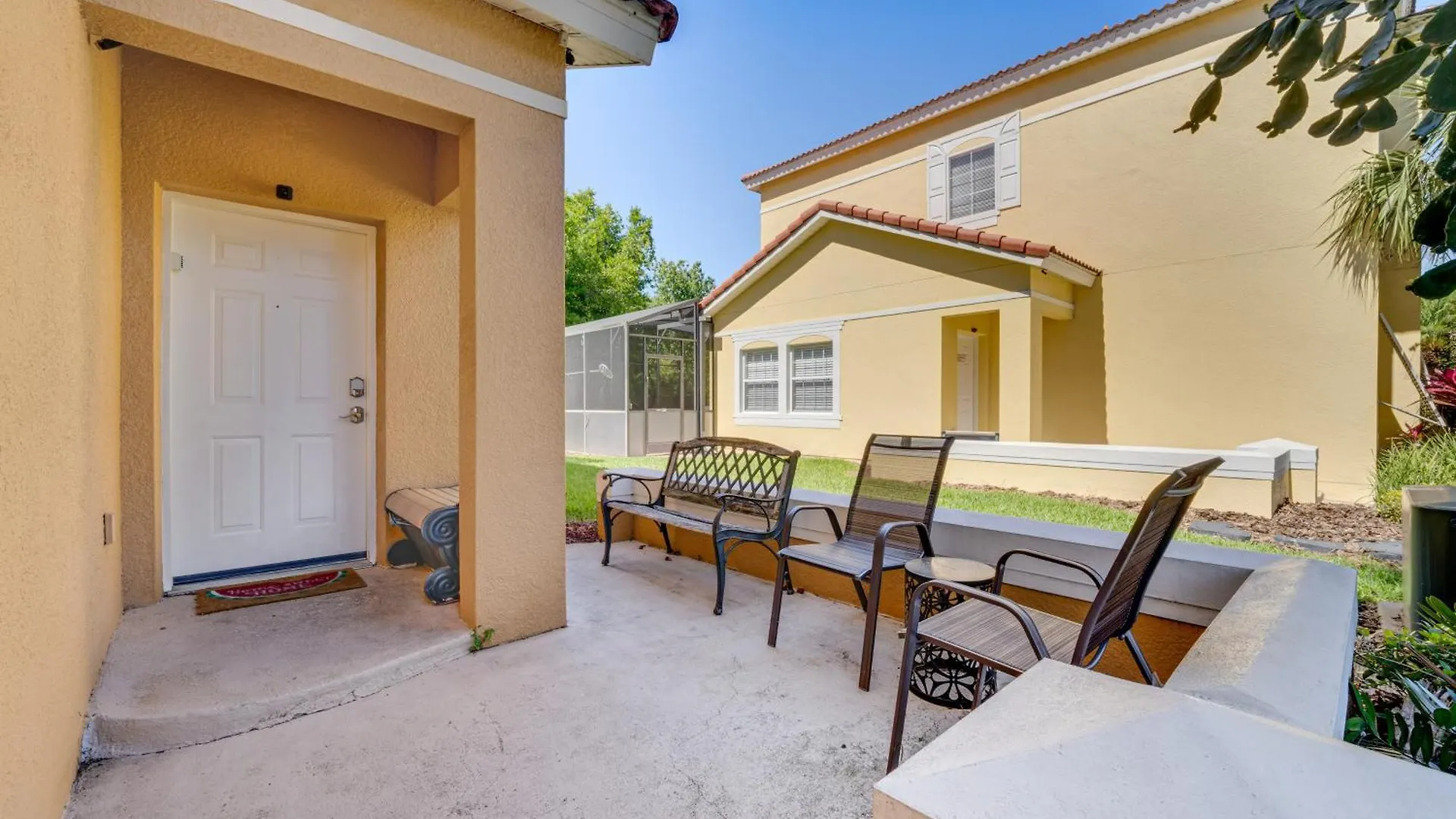 With Pool And Lanai 8 Mi To Disney! Villa Kissimmee