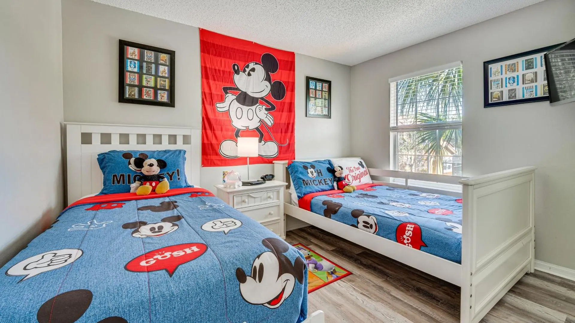 With Pool And Lanai 8 Mi To Disney! Villa Kissimmee