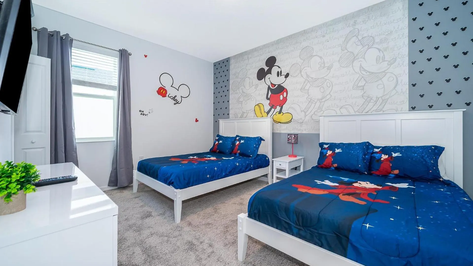 Apartment 979ja 3 Beds/2 Baths *