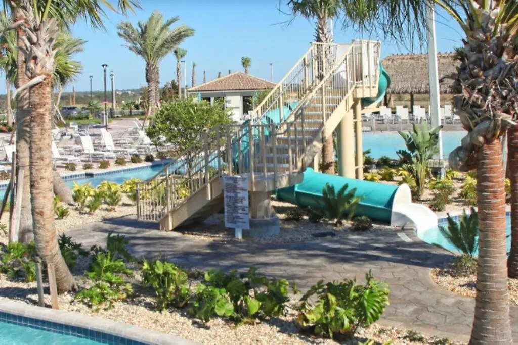 Dom wakacyjny Close To & Other Theme Parks,private Heated Poolspa, Bbq & Game Rm Kissimmee