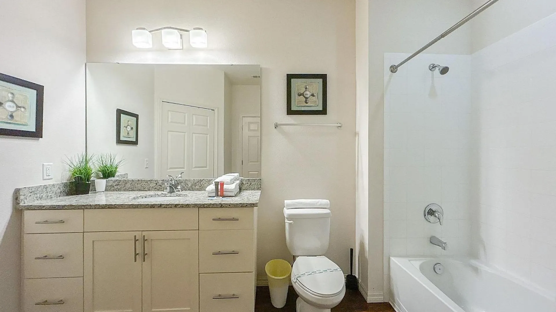 3228 Cozy Townhouse Fl Villa *