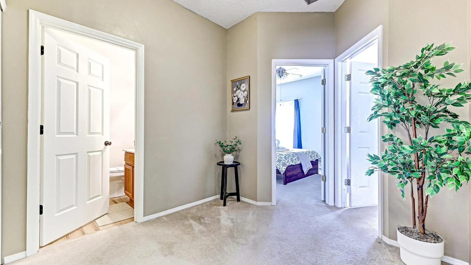 Close To 3 Bedrooms W Pool And Gameroom *
