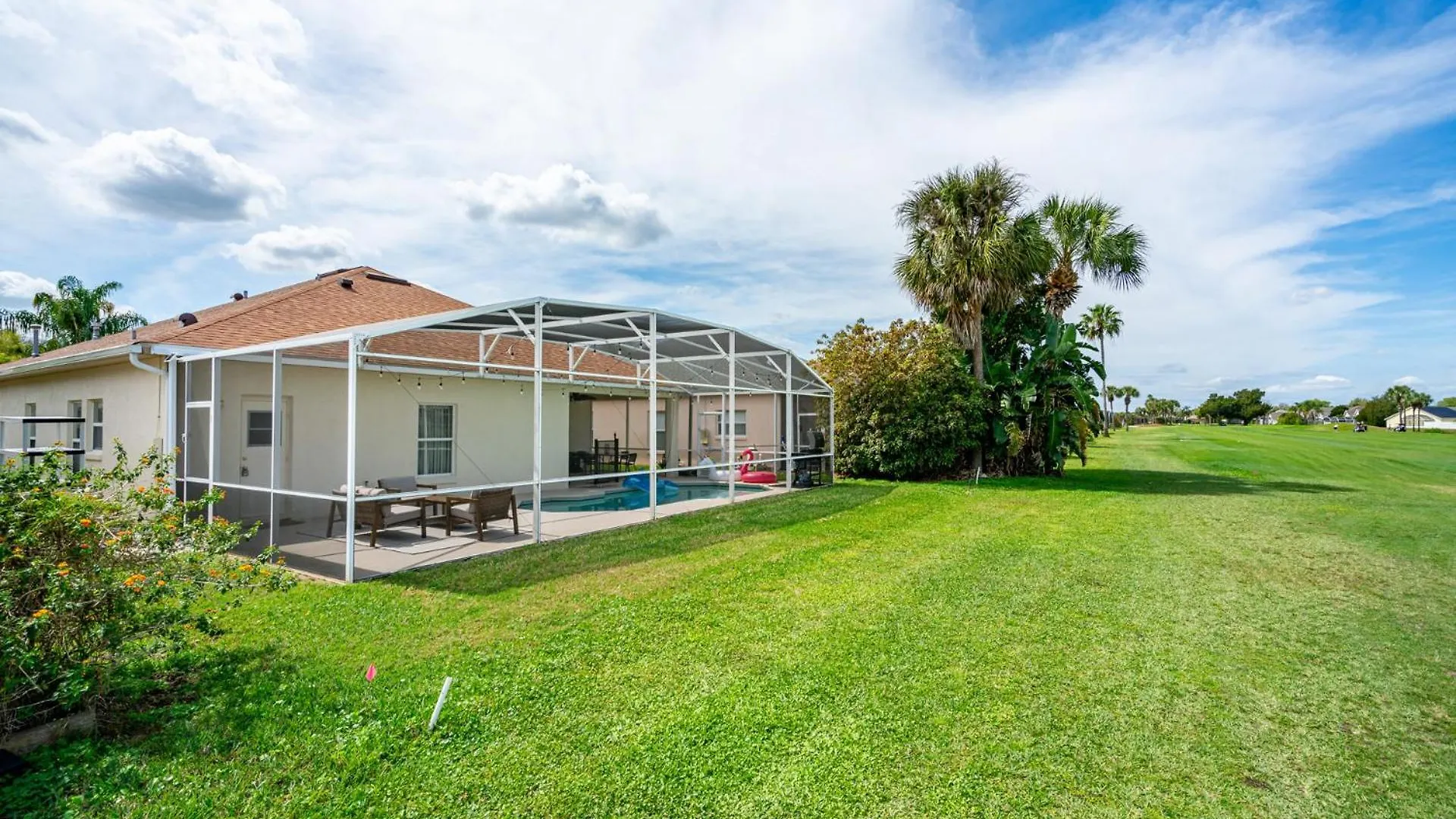 Close To 3 Bedrooms W Pool And Gameroom Holiday home *