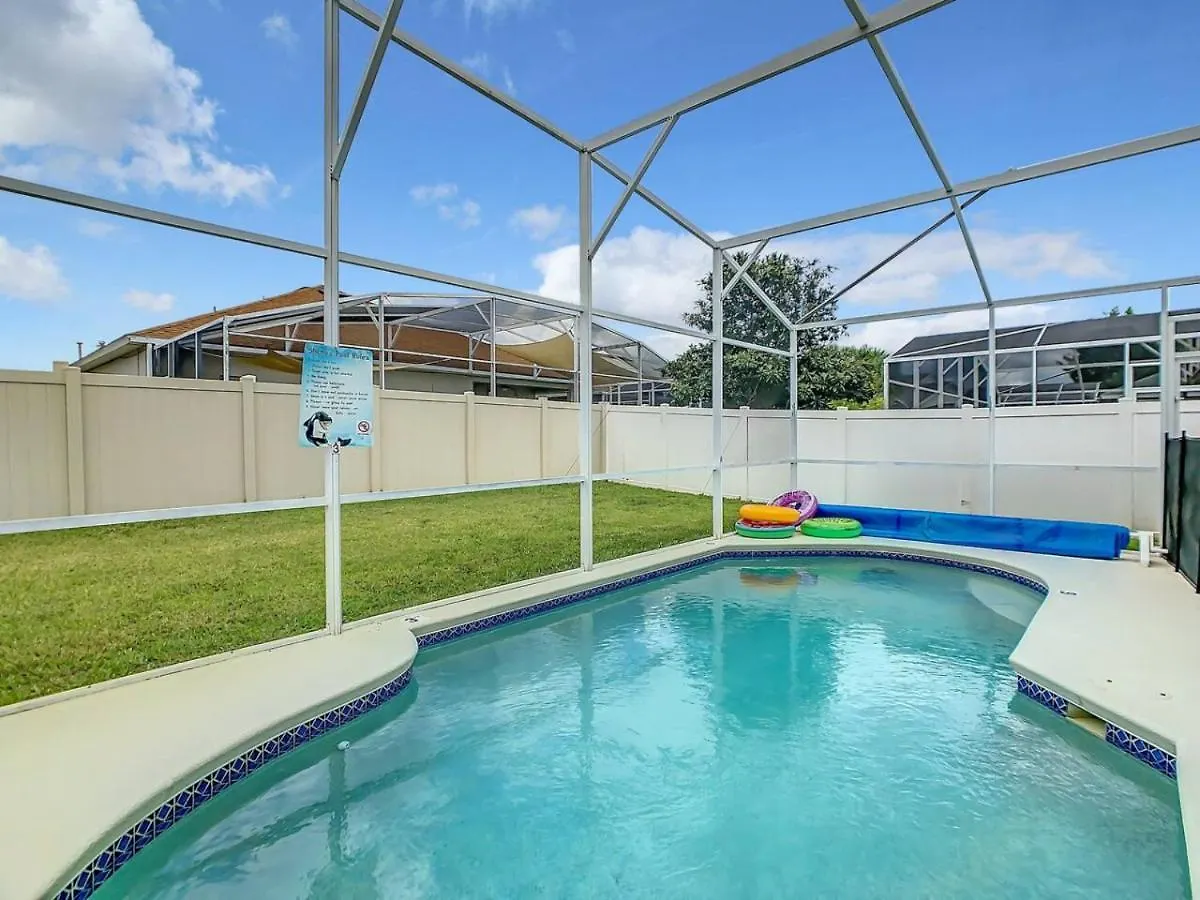 H504e Single Level Pool Themed By Holiday home *