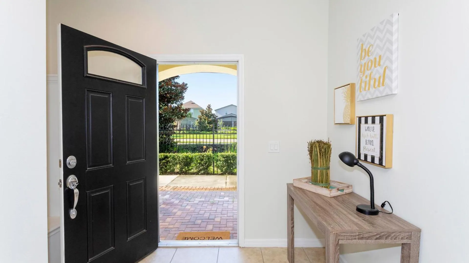1979 Md - Luxury 5br Private Pool Near Villa