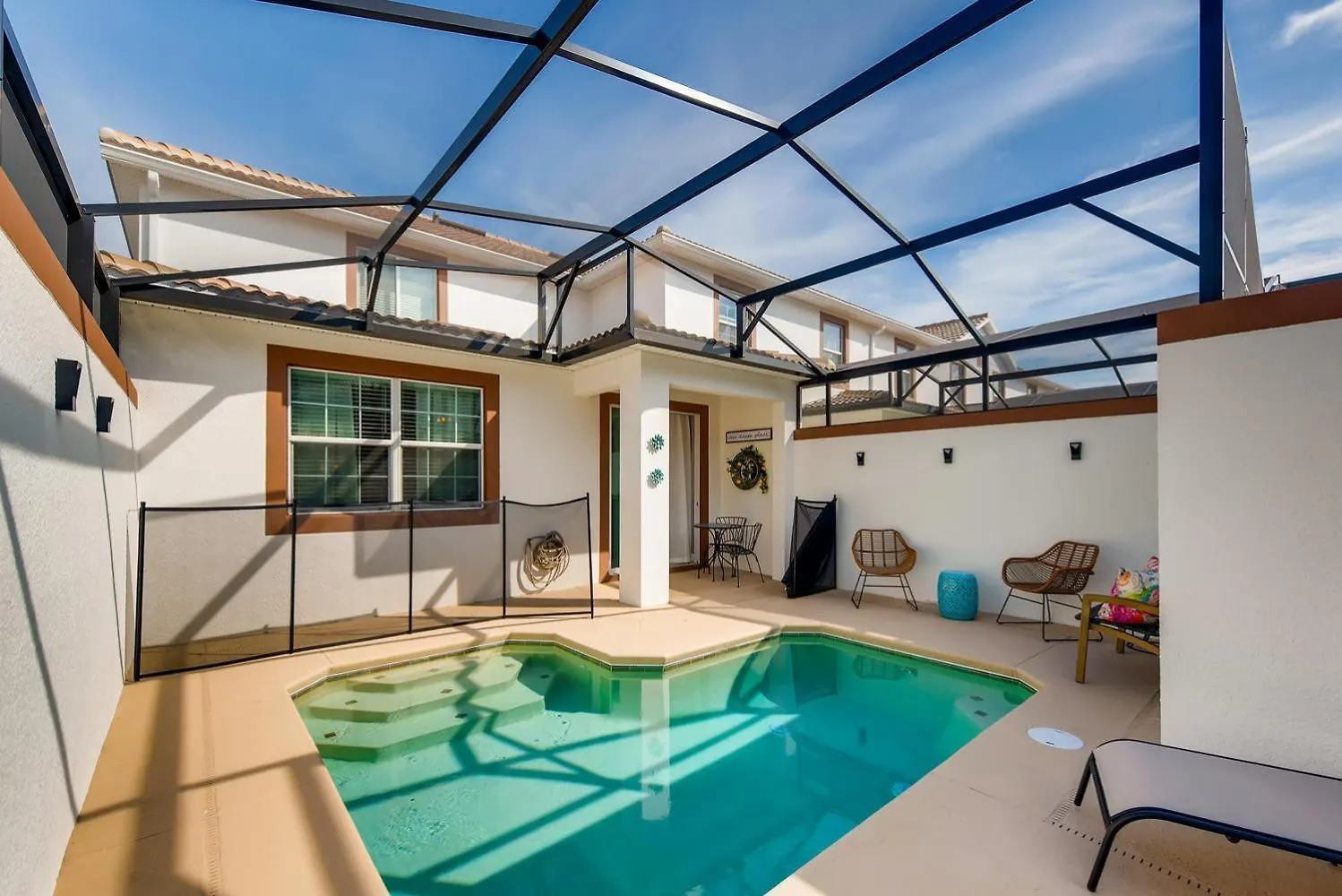 4810 Ll - 5bd Private Pool Townhome - Storey Villa