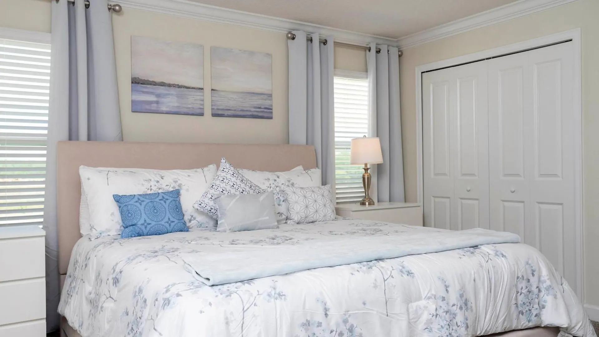 2929 Ss - Delight: 4br Pool Near Parks Villa