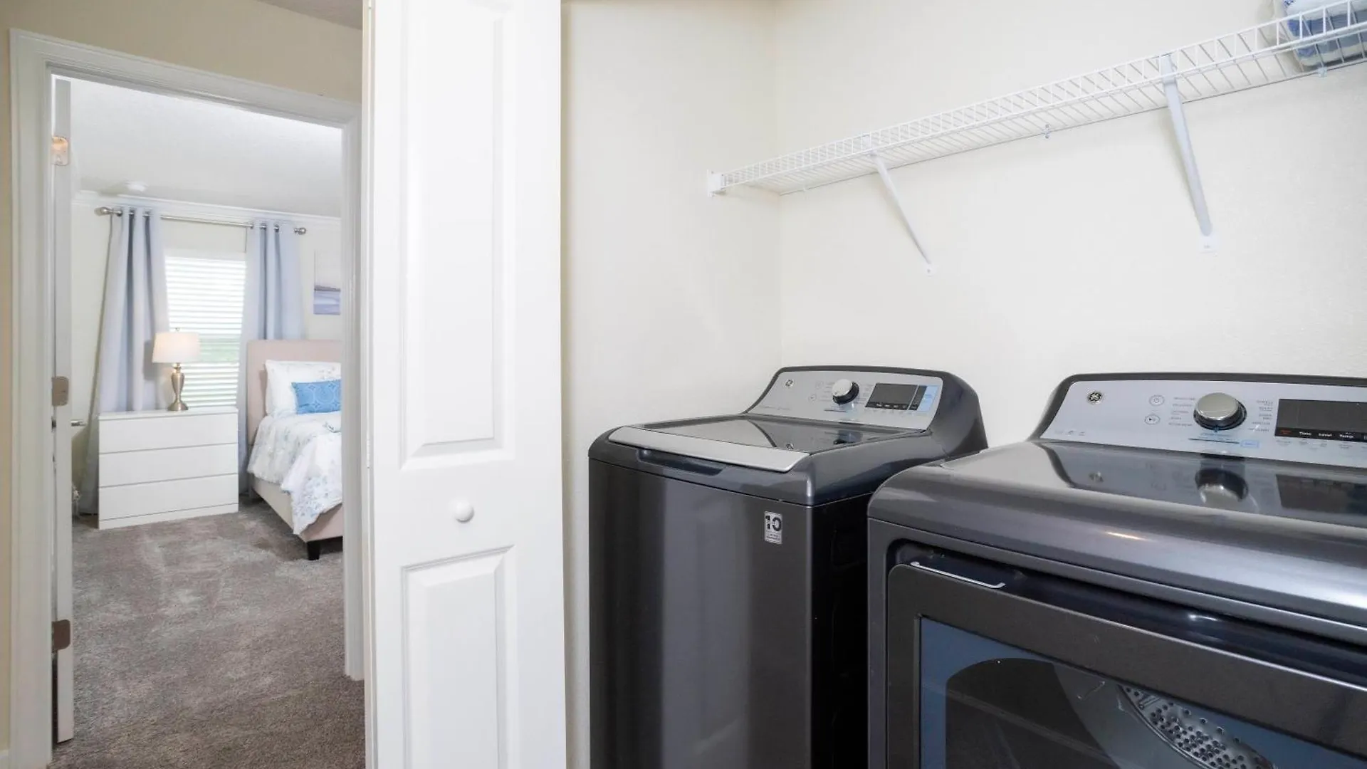 2929 Ss - Delight: 4br Pool Near Parks Villa *