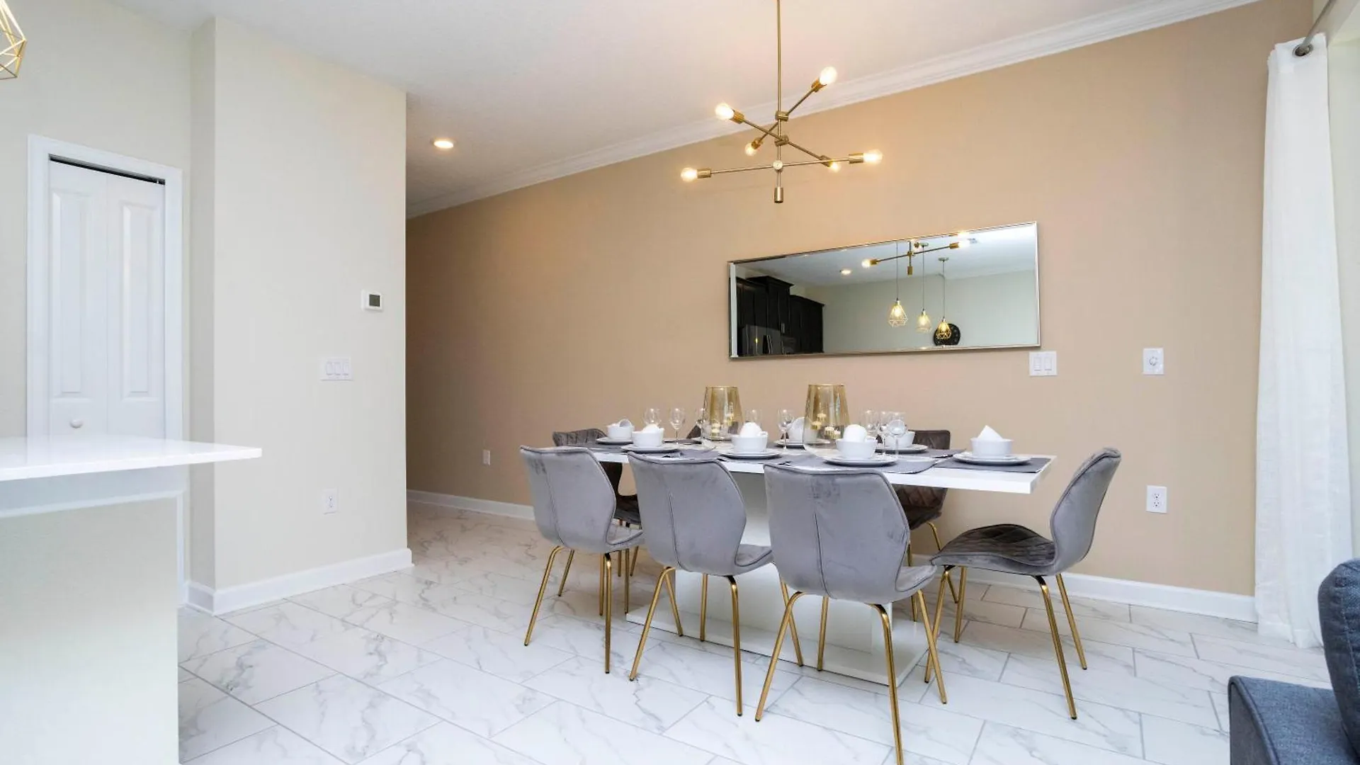 2929 Ss - Delight: 4br Pool Near Parks Kissimmee
