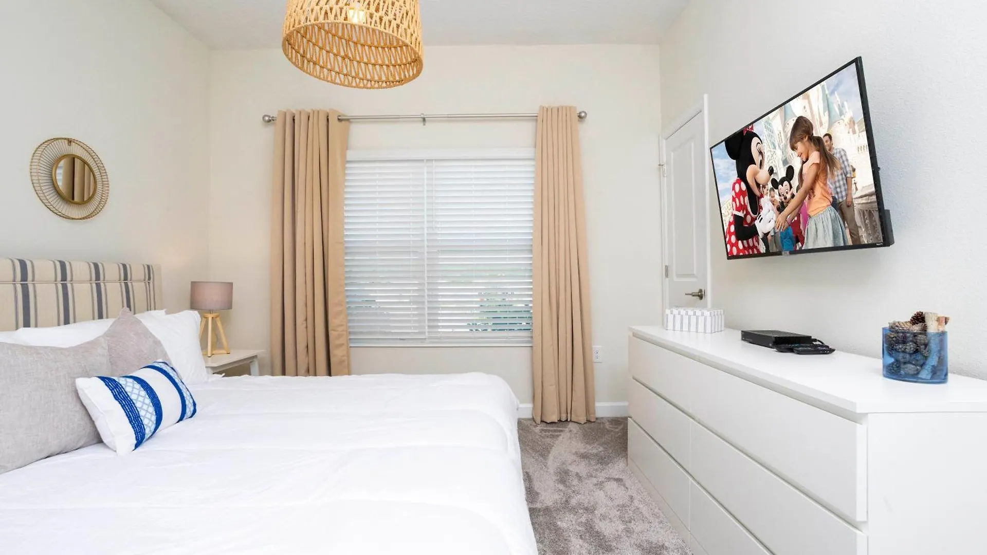2929 Ss - Delight: 4br Pool Near Parks Villa *