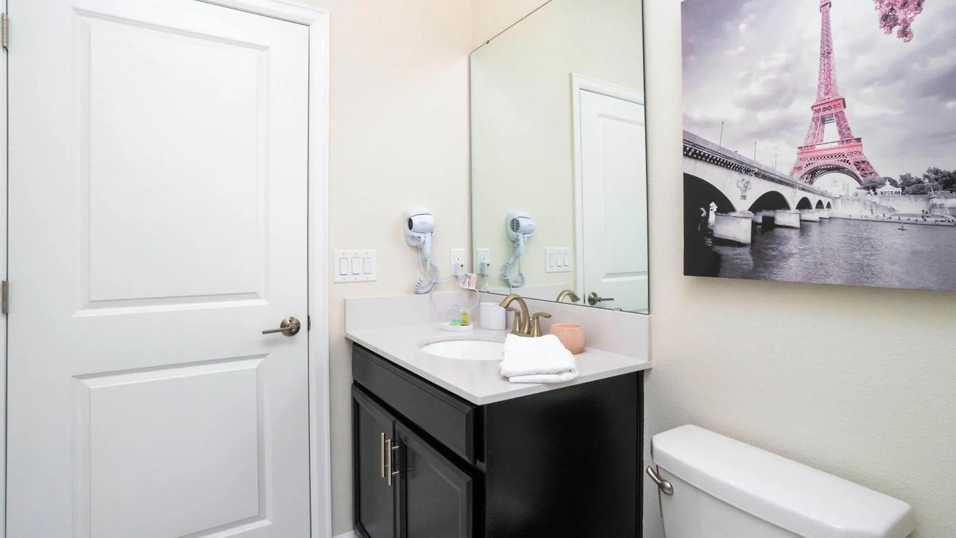 2929 Ss - Delight: 4br Pool Near Parks Villa
