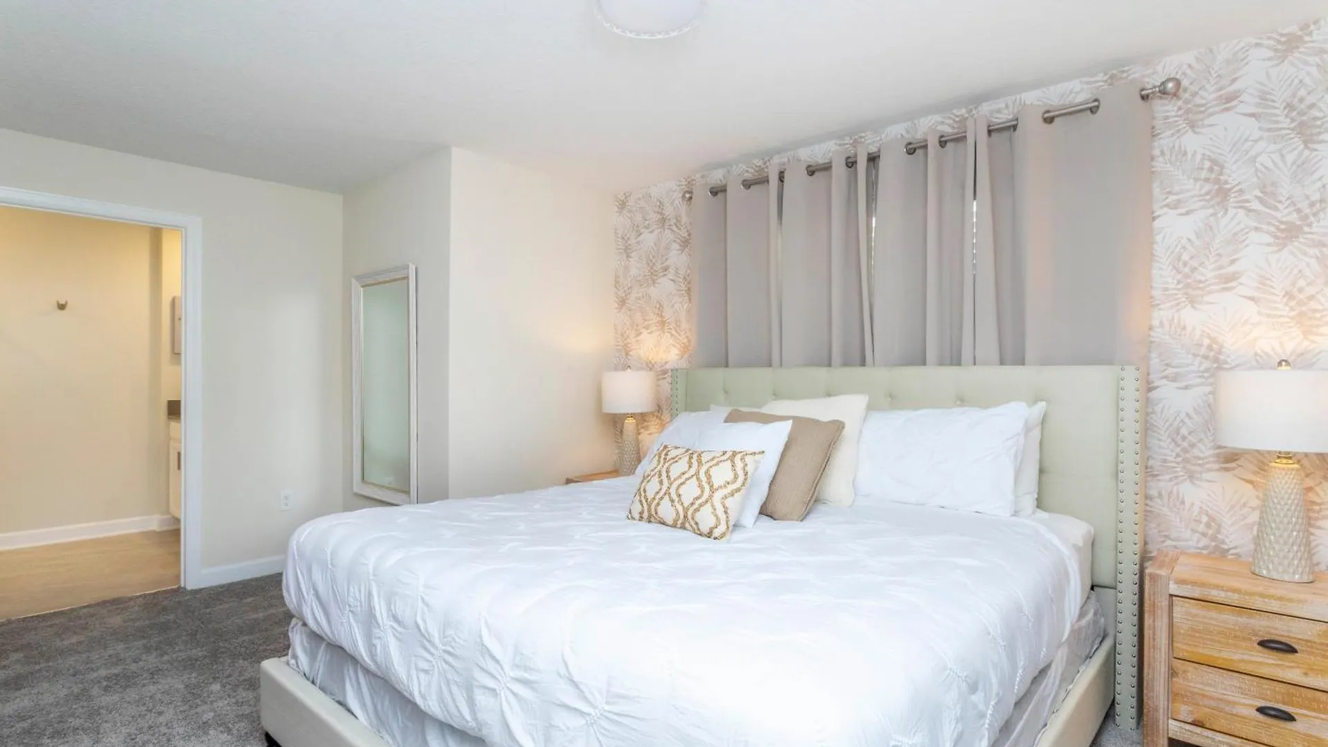 1176 Cd - Luxury 4br Townhome: Pool Game Four Corners