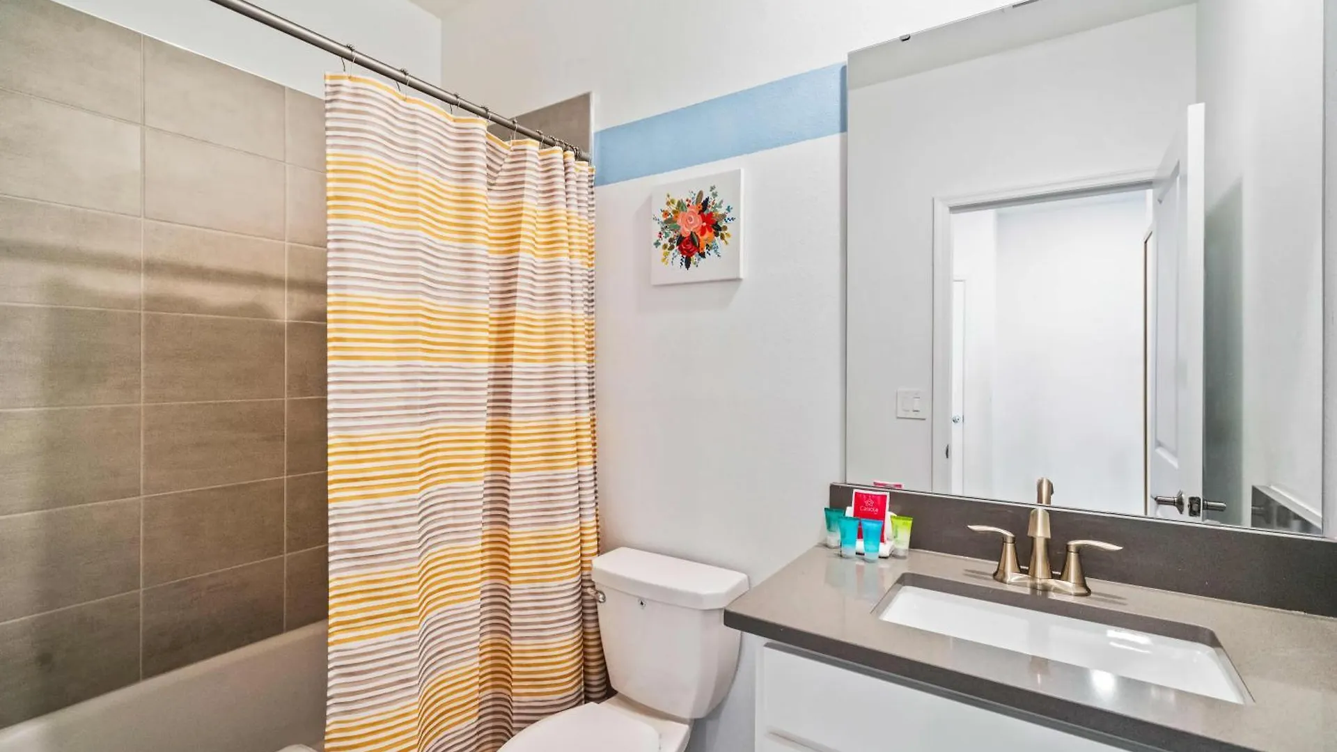 520 Sticks Street Apartment *