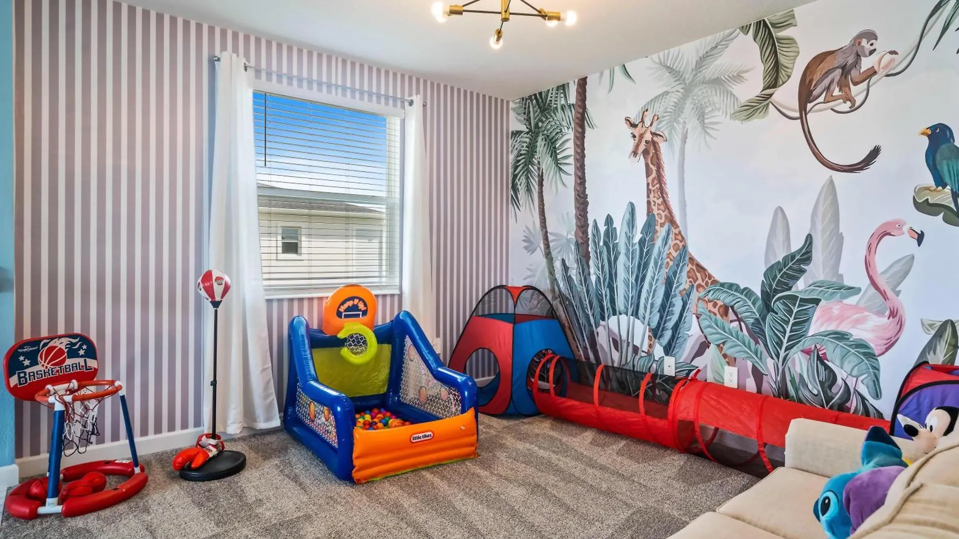 520 Sticks Street Apartment