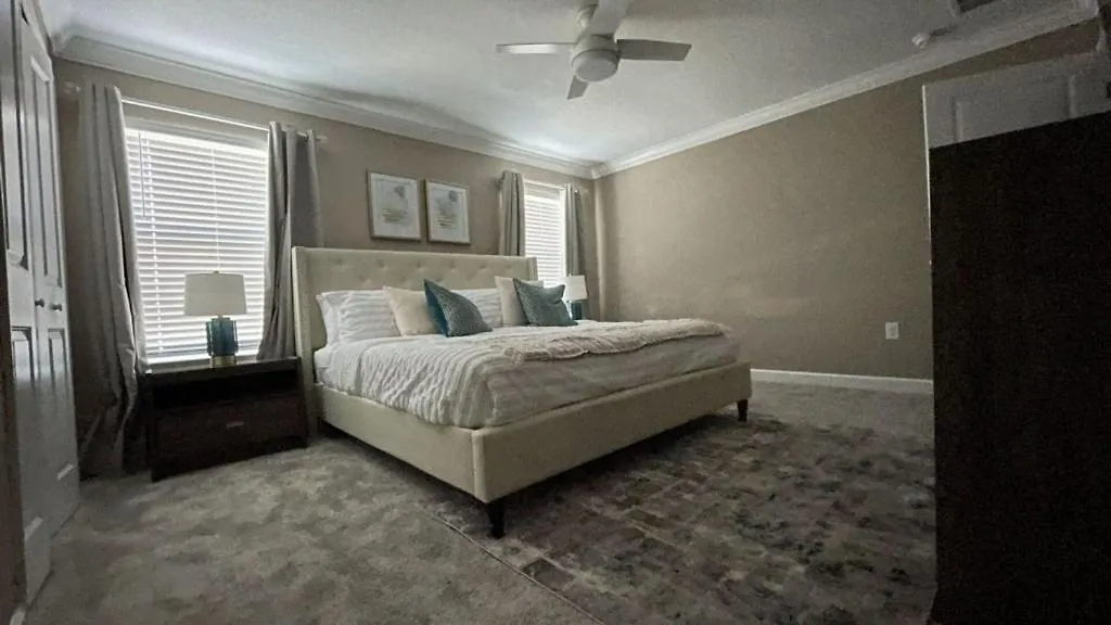 Relaxing 4 Bed Town With Splash Pool Townhouse Casa vacanze Kissimmee