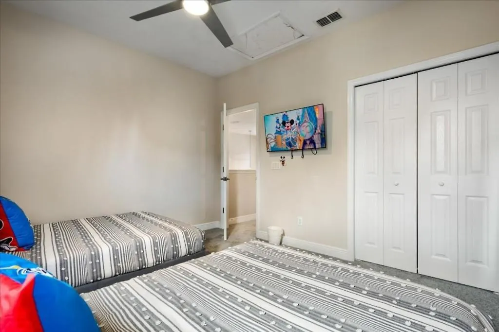 Beautiful 5 Bed Pool In Reunion *