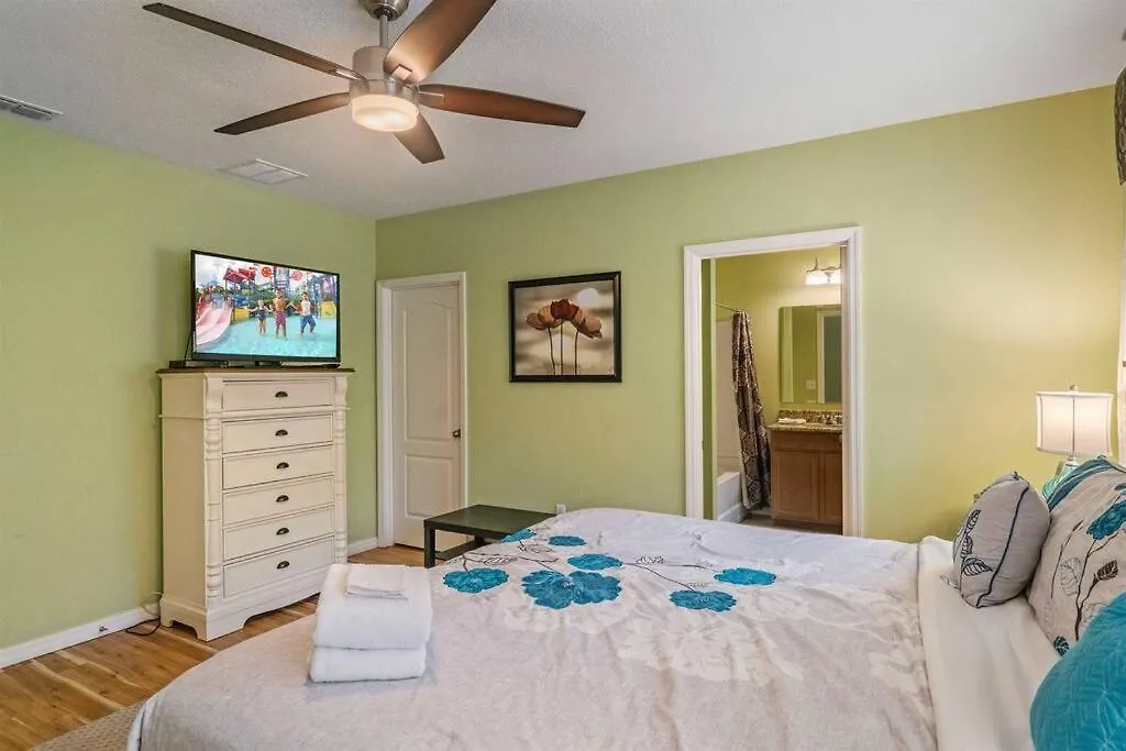 2820 Cozy Gem In With Pool * Kissimmee