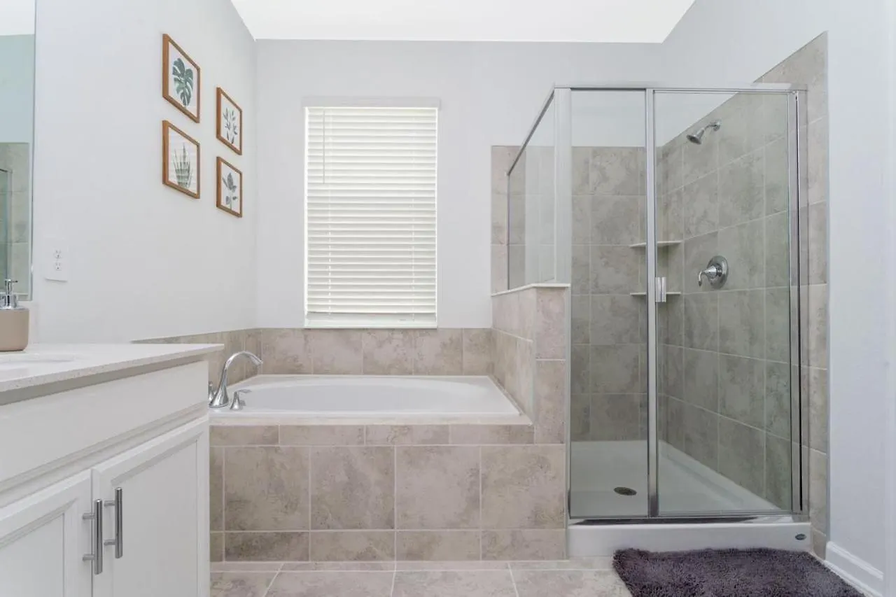 3 Bedroom 2.5 Ba Sleeps 10 Chg104 * Kissimmee