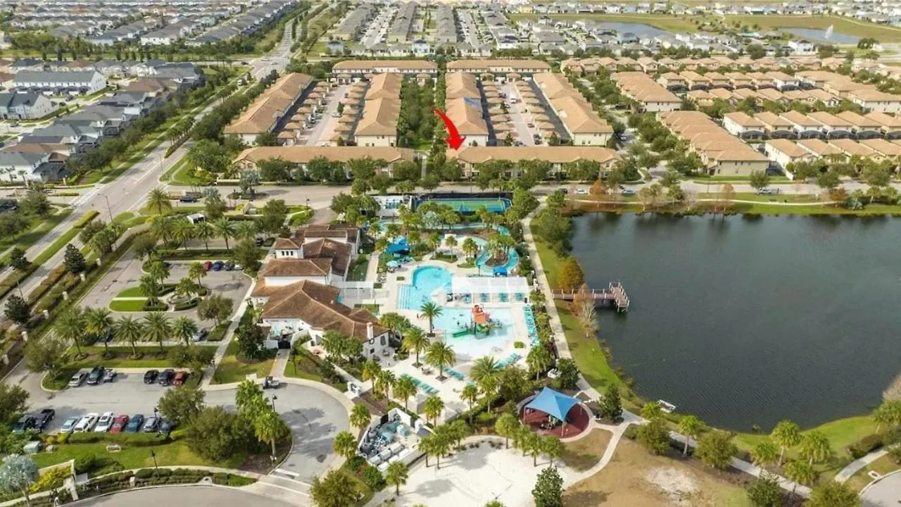 Windsor At Westside Corner Unit Next To Amenities *
