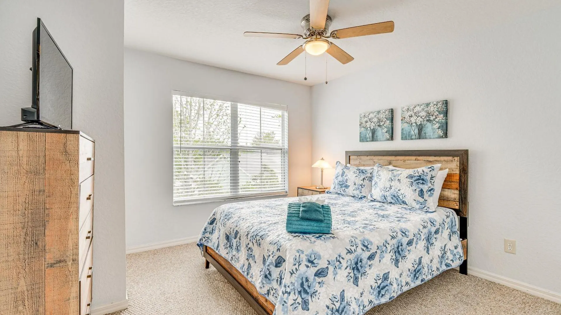 Charming Townhome About 11 Mi To Disney! Holiday home Kissimmee