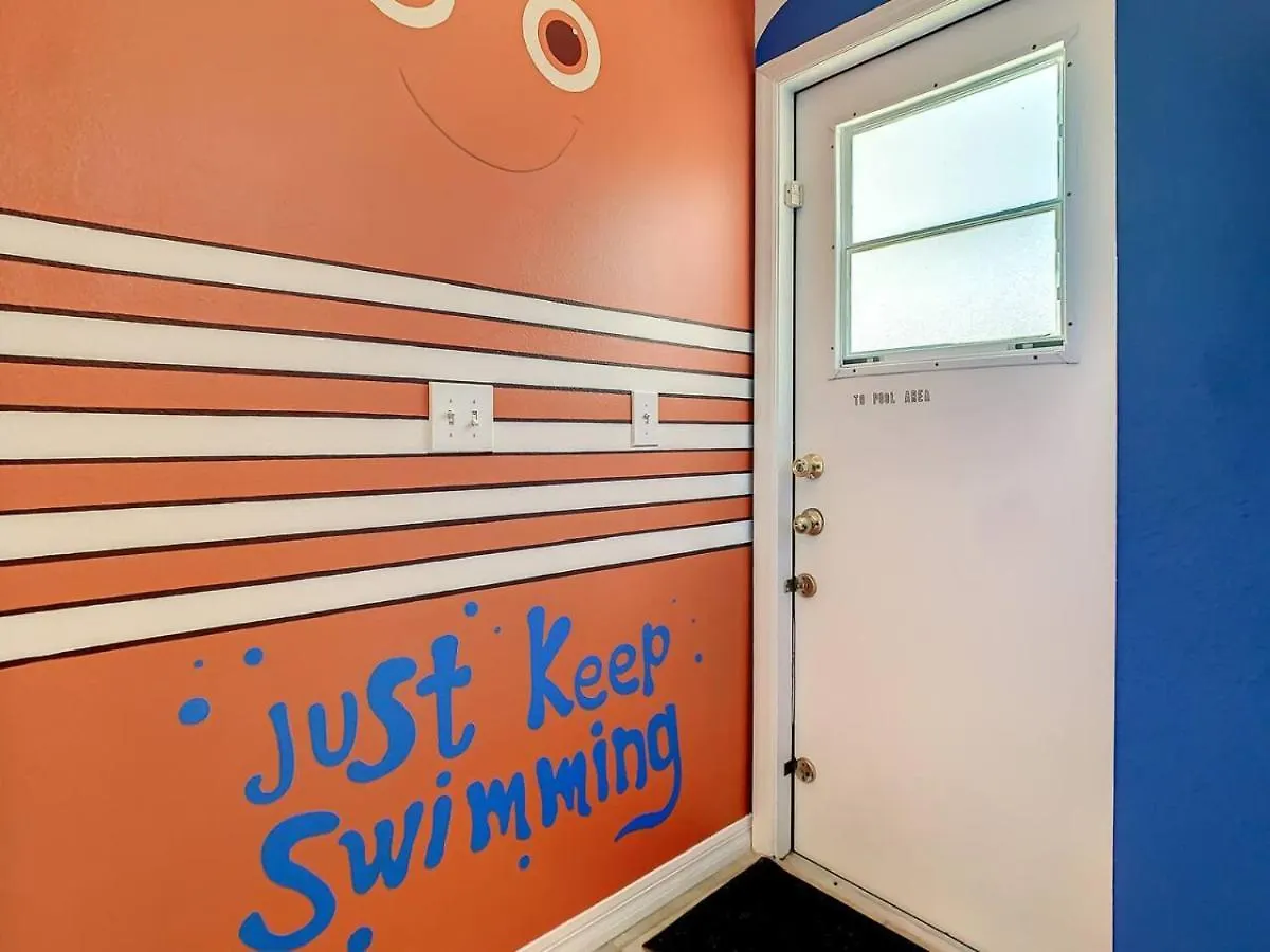 H8536 Single Level Pool 5 Bed Near Holiday home *