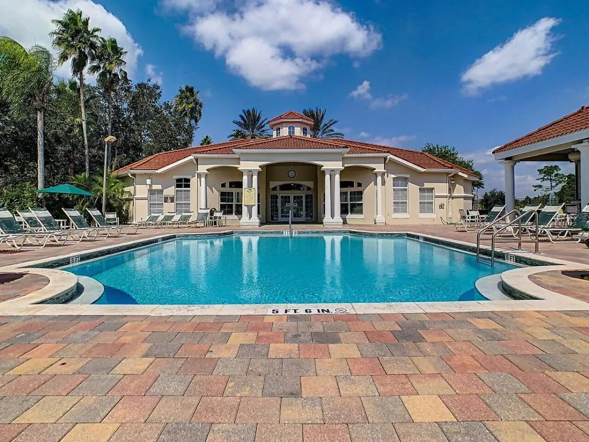 H8536 Single Level Pool 5 Bed Near Holiday home