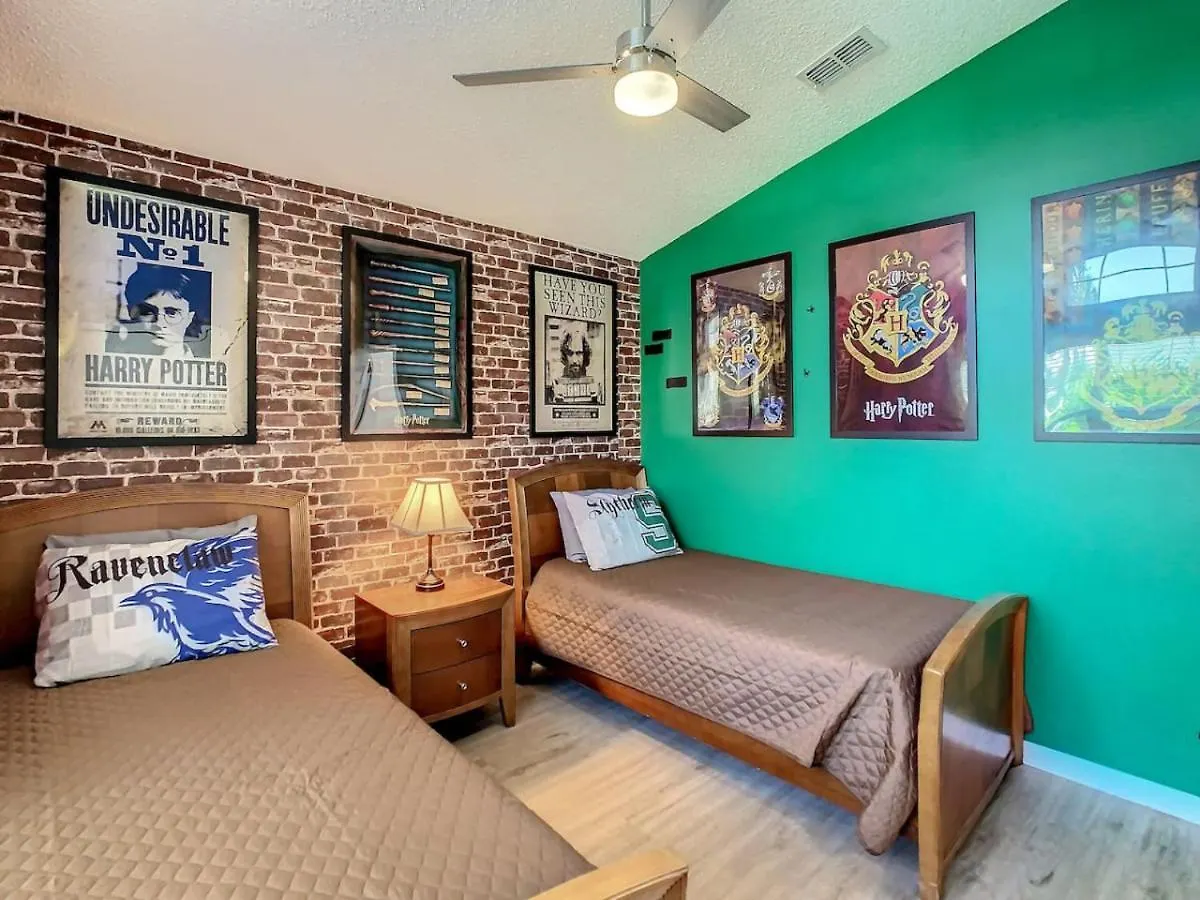 H8536 Single Level Pool 5 Bed Near Holiday home *