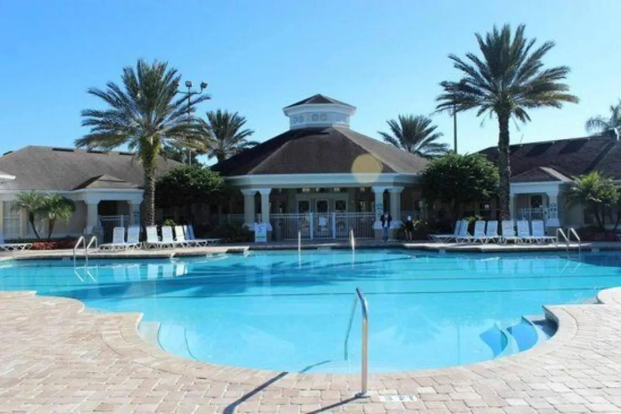 Holiday home T2367 Windsor Palm Pool 3 Miles To