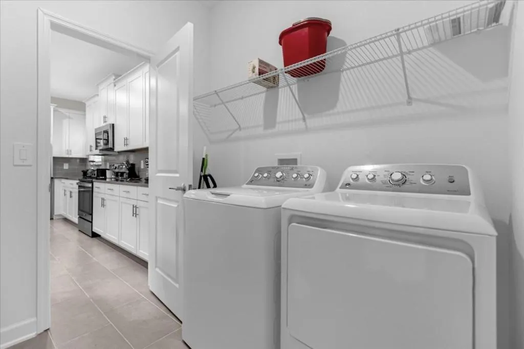 5 Bedroom- 4 Bathroom- Champions Gate 9033pt Holiday home