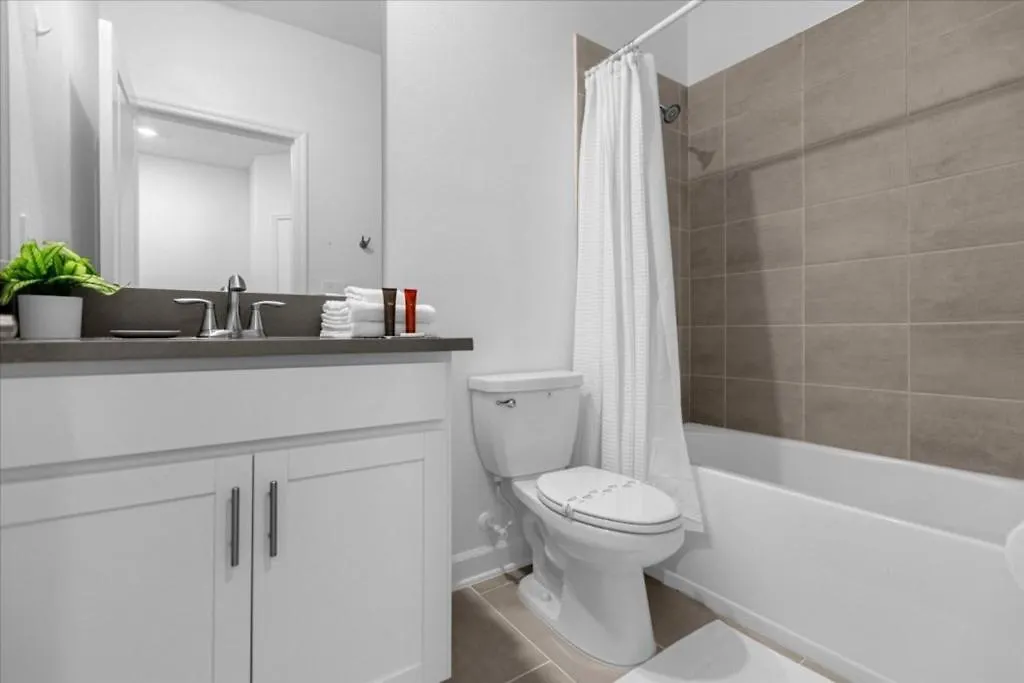 5 Bedroom- 4 Bathroom- Champions Gate 9033pt Holiday home *