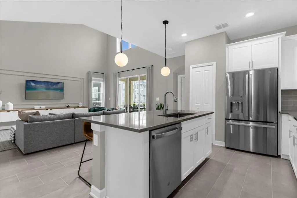 5 Bedroom- 4 Bathroom- Champions Gate 9033pt *