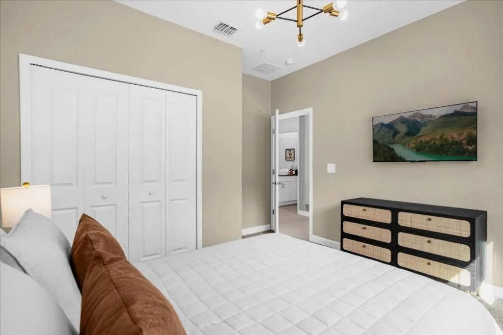 Holiday home 5 Bedrooms- 4 Bathrooms- Storey 2432rt New Kissimmee