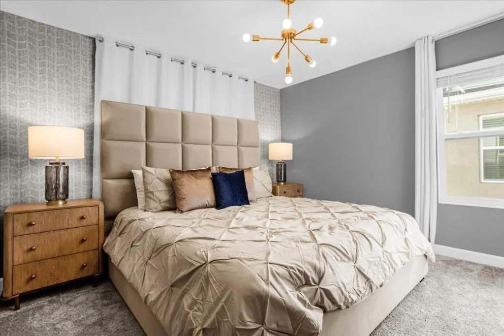 5 Bedrooms- 4 Bathrooms- Storey 2432rt New Holiday home Kissimmee
