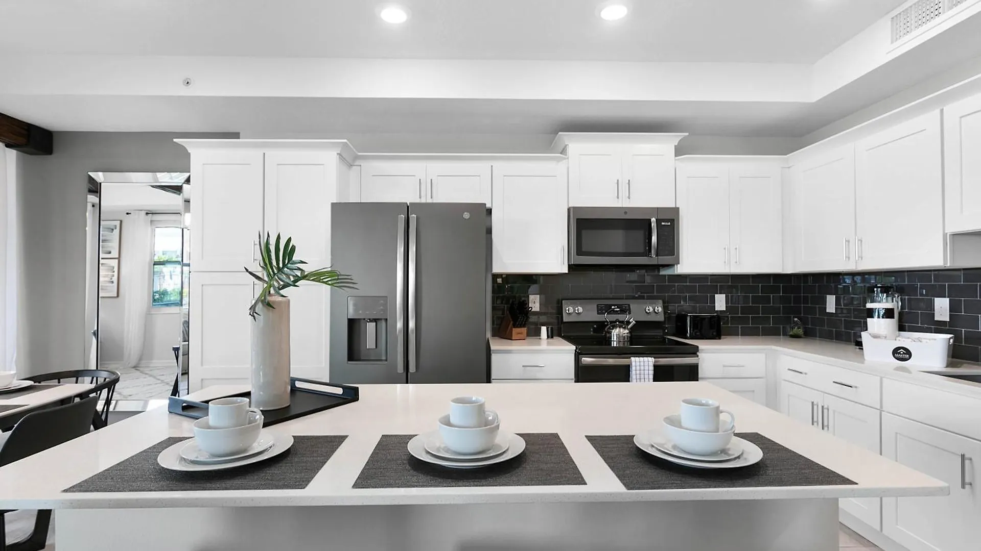 2 Bedroom- 2 Bathroom Storey 3120-103 Pc *