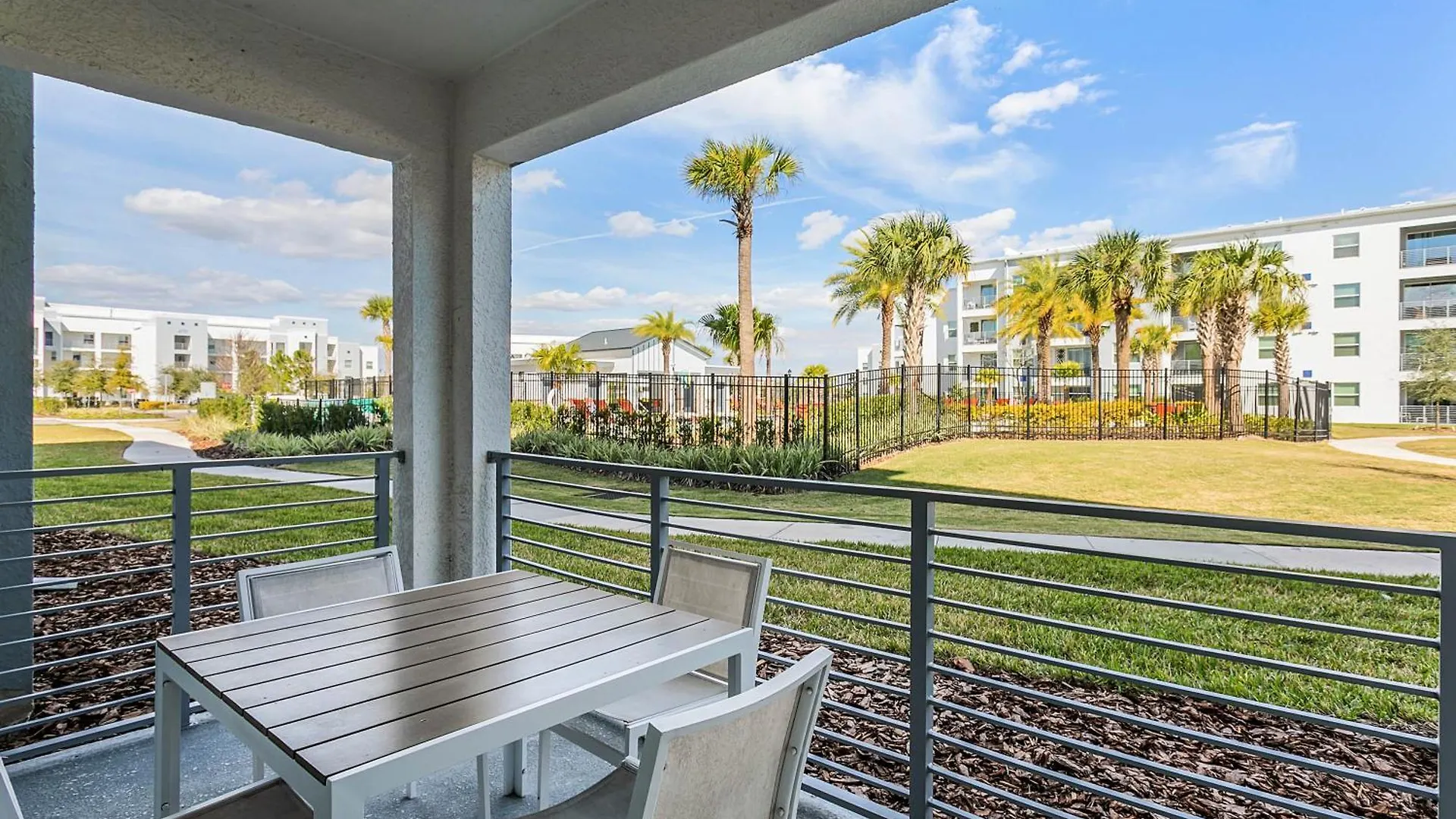 2 Bedroom- 2 Bathroom Storey 3120-103 Pc